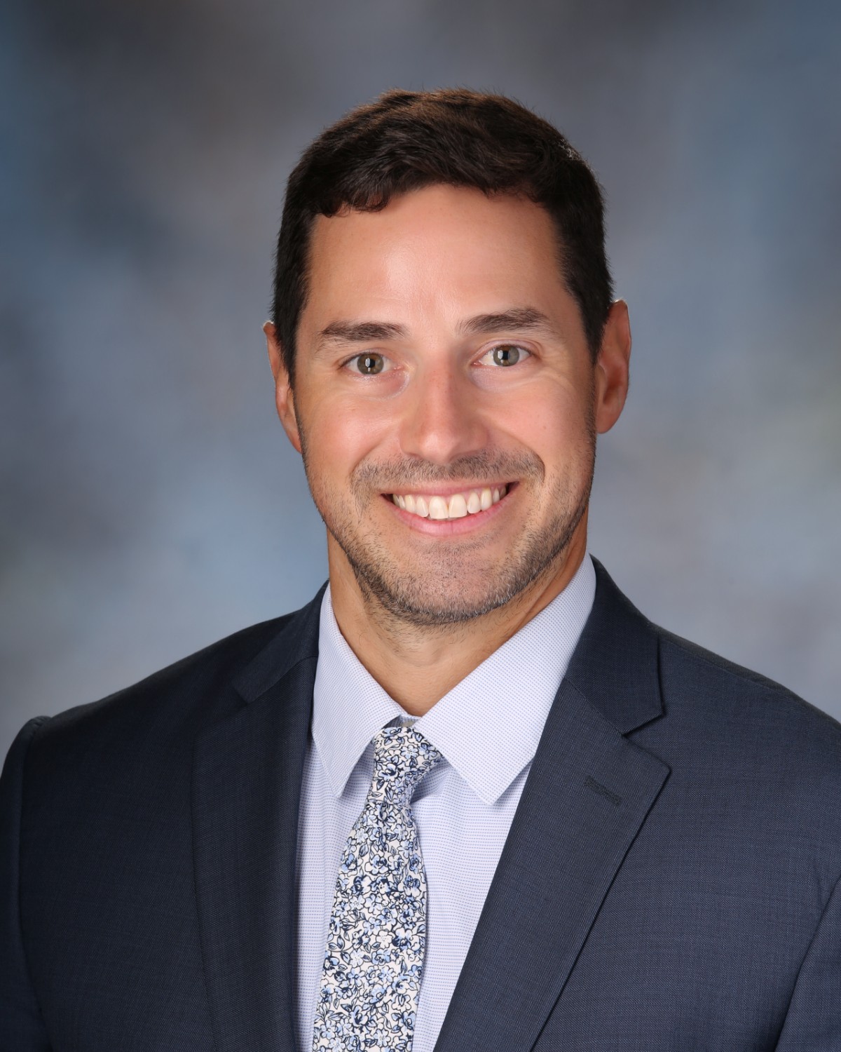Jonathan E. Hernandez ’00