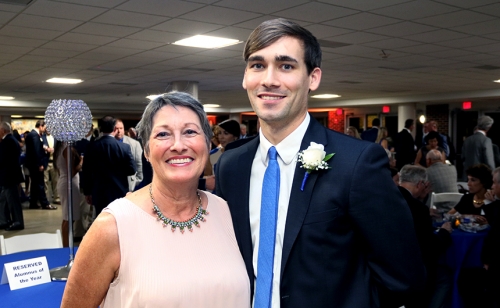 AlumniHomecoming_Reception_20170930_099