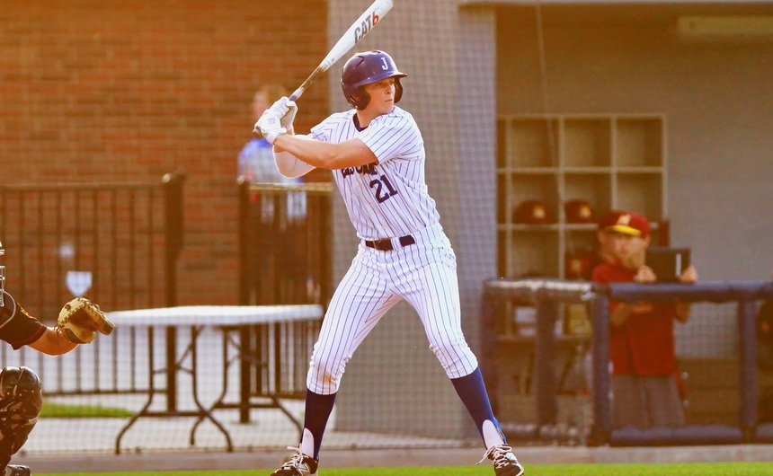 baseball-2015_jhs9vbm3_uno_04232015_04