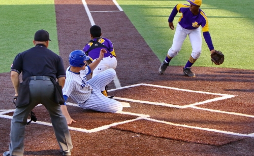 Baseball 2016_JHS10vStAug0_RBIField_03292016_03