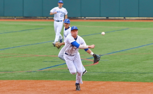 Baseball 2016_StatePlayoffsGame2_JHS5vDestrehan3_JRS_04302016_05