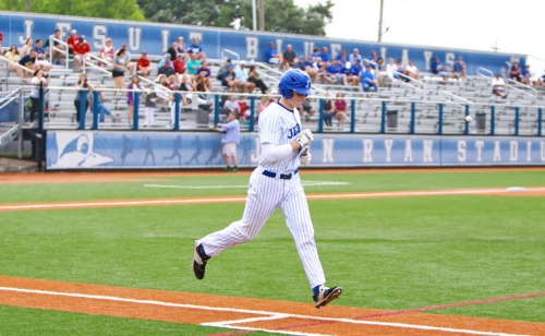 Baseball 2016_StatePlayoffsGame2_JHS5vDestrehan3_JRS_04302016_09