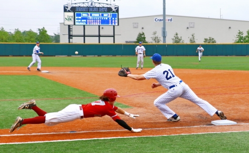 Baseball 2016_StatePlayoffsGame2_JHS5vDestrehan3_JRS_04302016_24