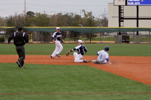 baseball_2012-13_jesuitinvitational_vsnorthshore_20130228_083
