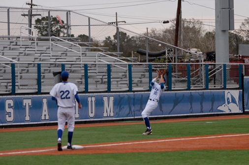 baseball_2012-13_jesuitinvitational_vsnorthshore_20130228_086