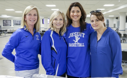 Alumni_20170201_Basketball-Homecoming-2017_019