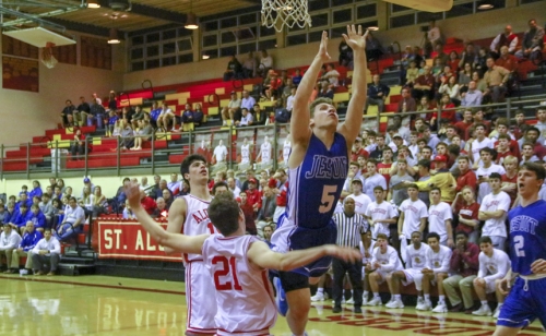 Basketball-vs-Brother-Martin_20190212_022