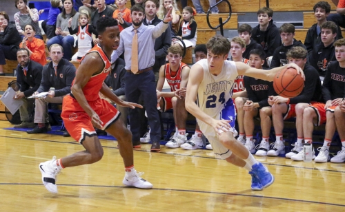 Basketball-vs-Catholic_20190301_Quarterfinals_007