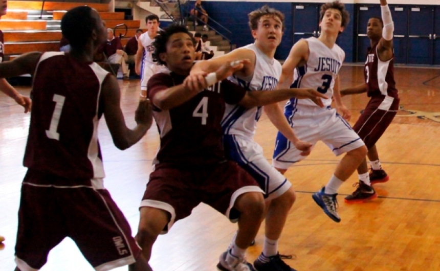 basketball-vs-chalmette_03_nichols_img_0266