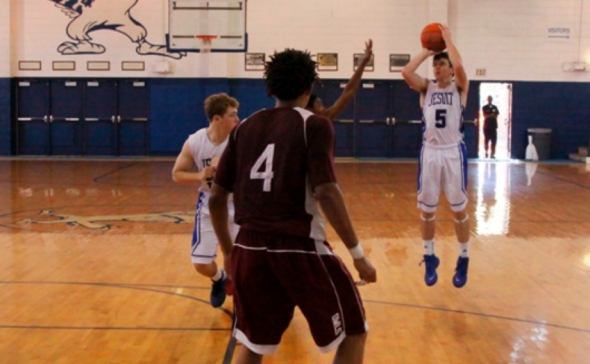 basketball-vs-chalmette_10__conroy_img_0263