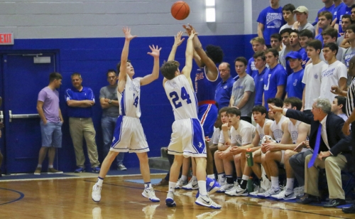 Basketball_20180224_vs-Evangel-Playoff_010