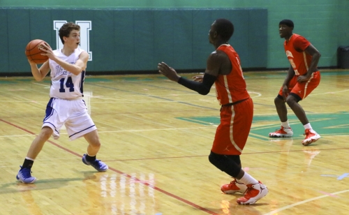 Newman-Tournament_20161207_Helen-Cox_040
