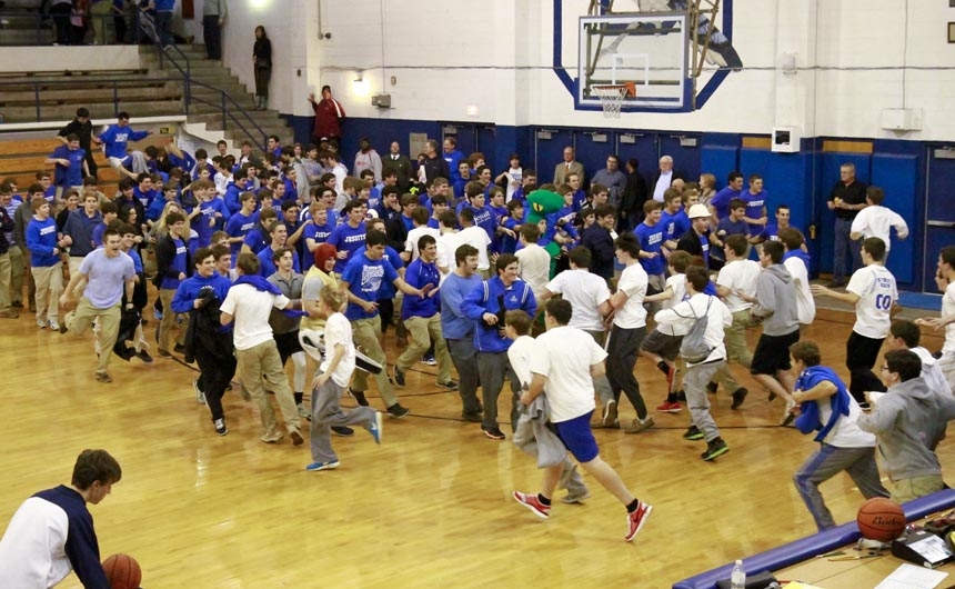 basketball_20140211_jhsvsholycross_0127