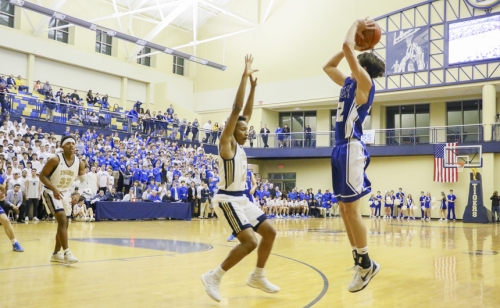 Basketball-vs-Holy-Cross_20190201_026