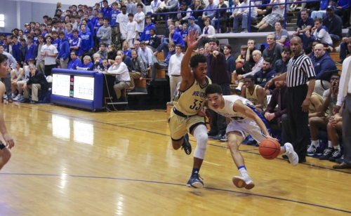 Basketball_20180206_vs-Holy-Cross_046