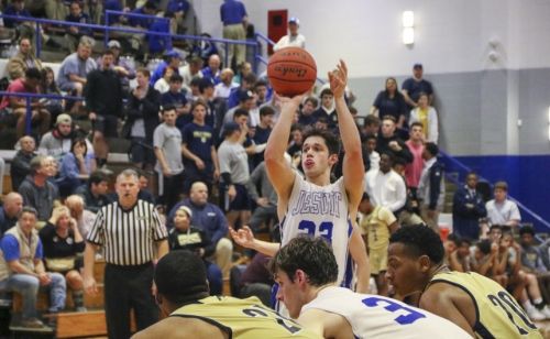Basketball_20180206_vs-Holy-Cross_064