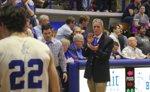 Basketball_20180206_vs-Holy-Cross_097