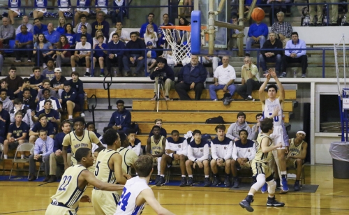 Basketball_20170131_Holy-Cross_066