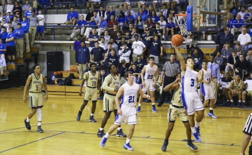 Basketball_20170131_Holy-Cross_172