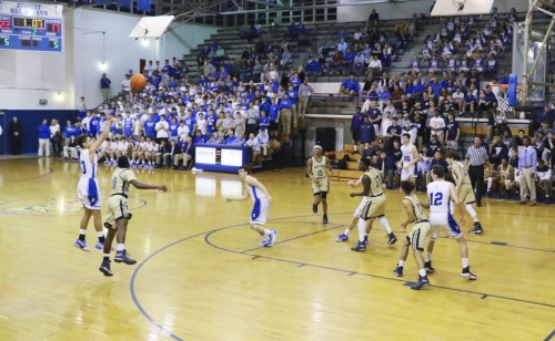 Basketball_20170131_Holy-Cross_187