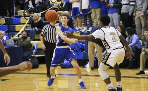 Varsity-Basketball_20180112_Holy-Cross_060