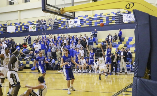 Varsity-Basketball_20180112_Holy-Cross_075