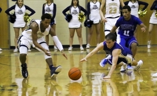 Varsity-Basketball_20180112_Holy-Cross_087