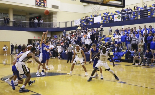 Varsity-Basketball_20180112_Holy-Cross_114