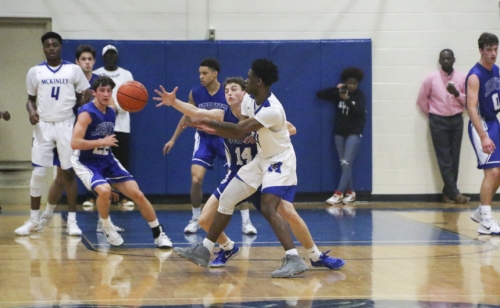 Basketball_20180302_vs-McKinley_Quarterfinal_034