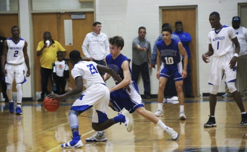 Basketball_20180302_vs-McKinley_Quarterfinal_051