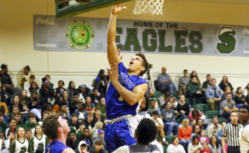 jesuit-varsity-basketball-vs-shaw-1-17-2020-0047_49402118117_o
