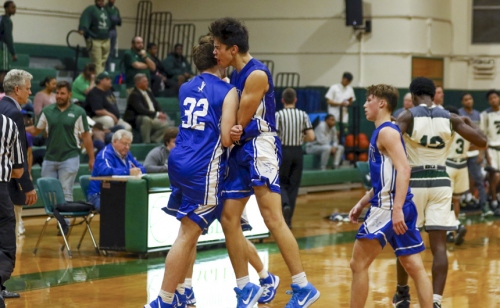 jesuit-varsity-basketball-vs-shaw-1-17-2020-0189_49401910741_o