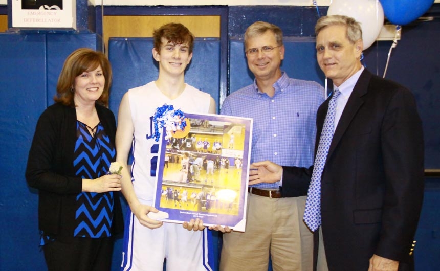 basketball_20140218_jhsvsstaug_seniornt_0016web