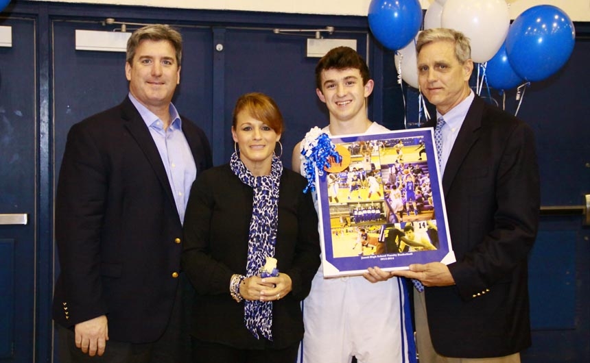 basketball_20140218_jhsvsstaug_seniornt_0026web
