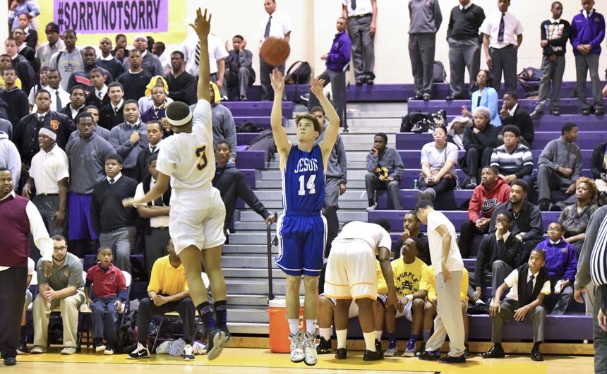 basketball_20150130_jhsvsstaug_002web