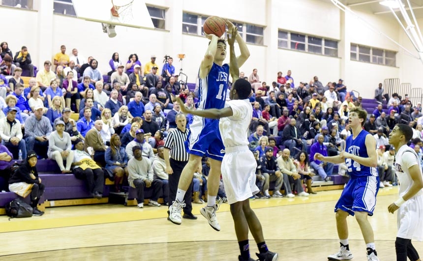 basketball_20150130_jhsvsstaug_15_17web