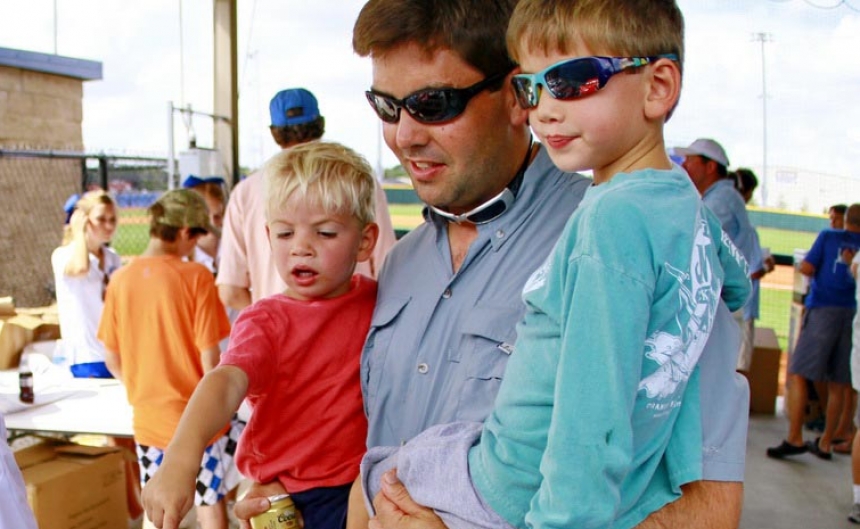 fishing-rodeo-2014_weigh_in-festivities_06282014_17edited