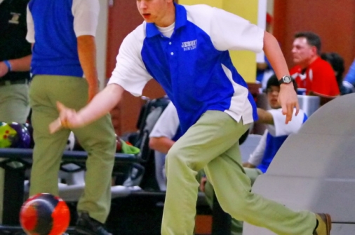 bowling_2013_jhs_v_bonnabel_032113_03blorio