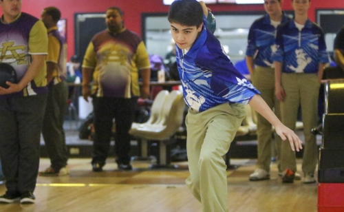 Bowling-vs-Kenner-Disc_20200217_05