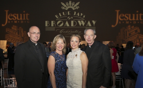 Celebration_20161031_Blue-Jays-on-Broadway_011