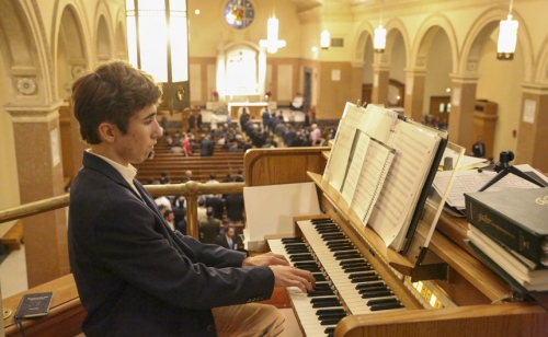 FatherSonMass_026