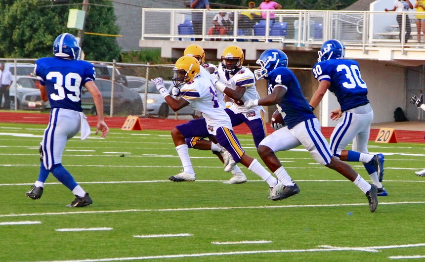 football-2014_jhsvkarr_jamboree_08282014_26