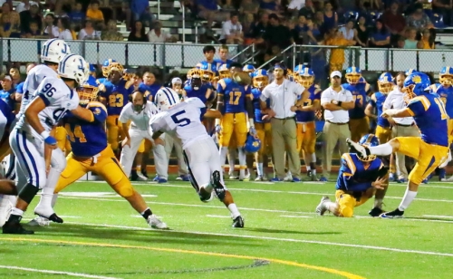 Football 2016_Week 2_JHSvStPauls_09092016_37