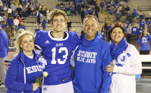 FootballvsRummel_SrNight20191108_07