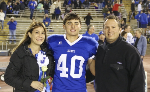 FootballvsRummel_SrNight20191108_12