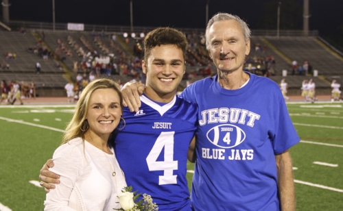 Varsity-Football_20171103_Senior-Night_086