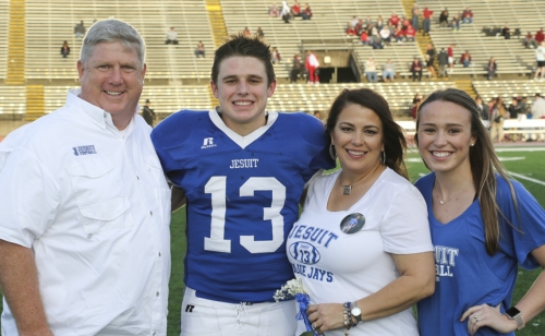 FootballSeniorNight_20181026_03