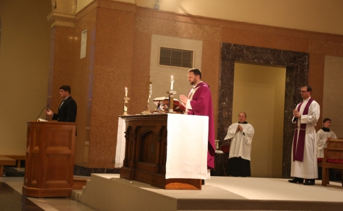 GrandparentsDayMass_20151205_009