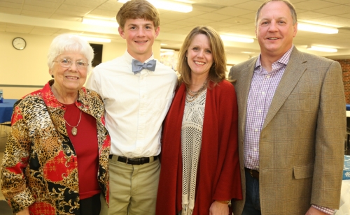 GrandparentsDayMass_20151205_023