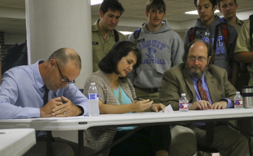 Homecoming-Week_20170927_Wednesday-Debate_022
